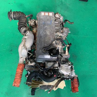 अच्छी कीमत Hino E13C इंजन हॉर्स पावर ट्रकों और ट्रैक्टरों के मिश्रण के लिए 6 सिलेंडर ऑनलाइन